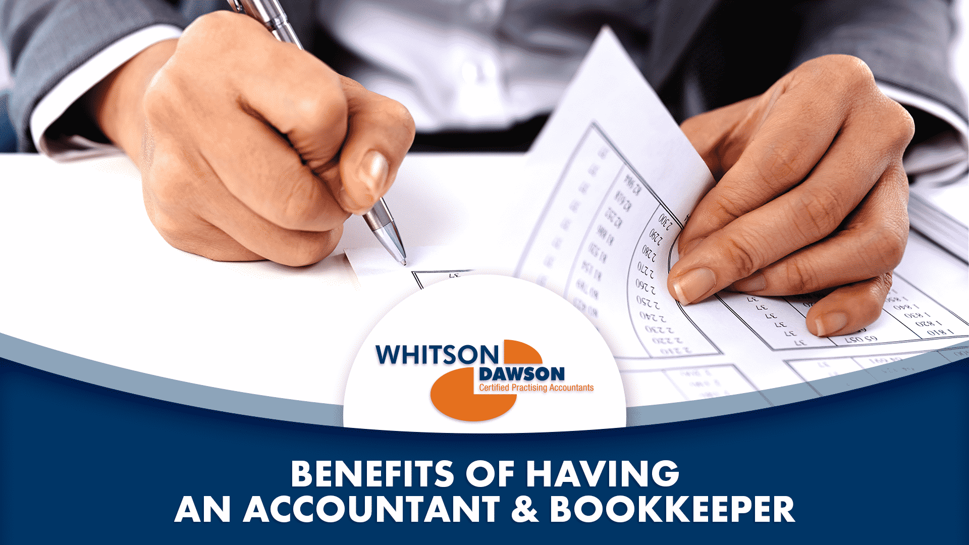 Make 2022 the year to get an accountant and bookkeeper